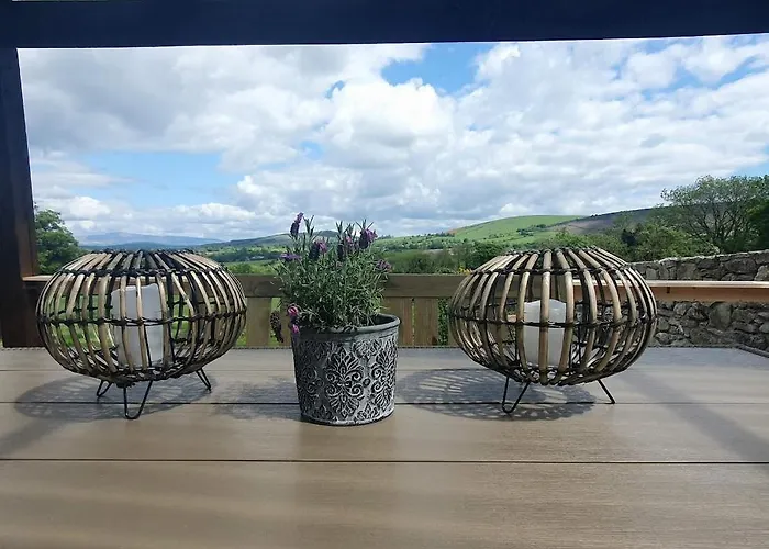 The Wood Yurt * Таллоу